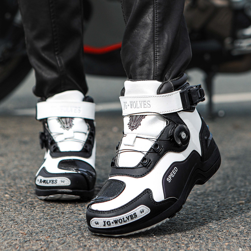 Nuove Scarpe da Ciclismo Quatt - Cycling Commute Shoes recensione e prezzo